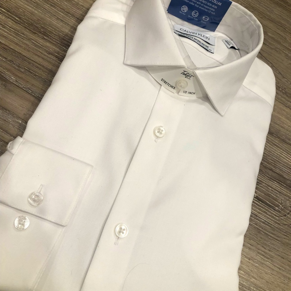 BRAND NEW unworn Calvin Klein Slim Fit Dress Shirt(s). INFINITE NON-IRON